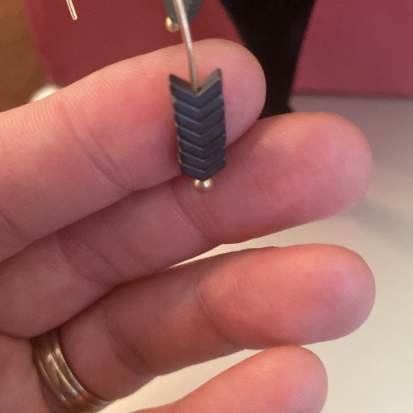 🆕NIP:Slate Gray Arrow Southwestern/BOHO Earrings - Picture 5 of 6